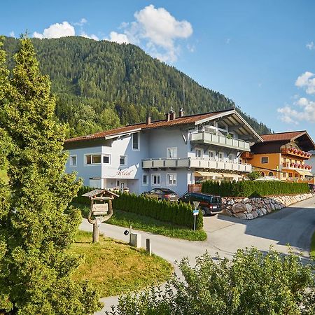 Hotel Ferienhaus Astrid Flachau Exteriér fotografie